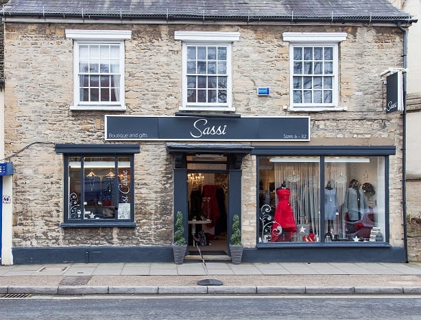 Sassi Shop Front Witney